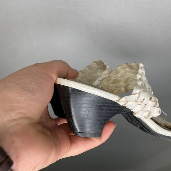 Life Stride | White Strappy‎ Slip On Heels 6 - Picture 5 of 6